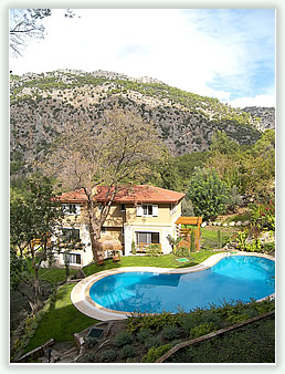 Teras ve verandalar nefes kesici bir manzaraya sahip